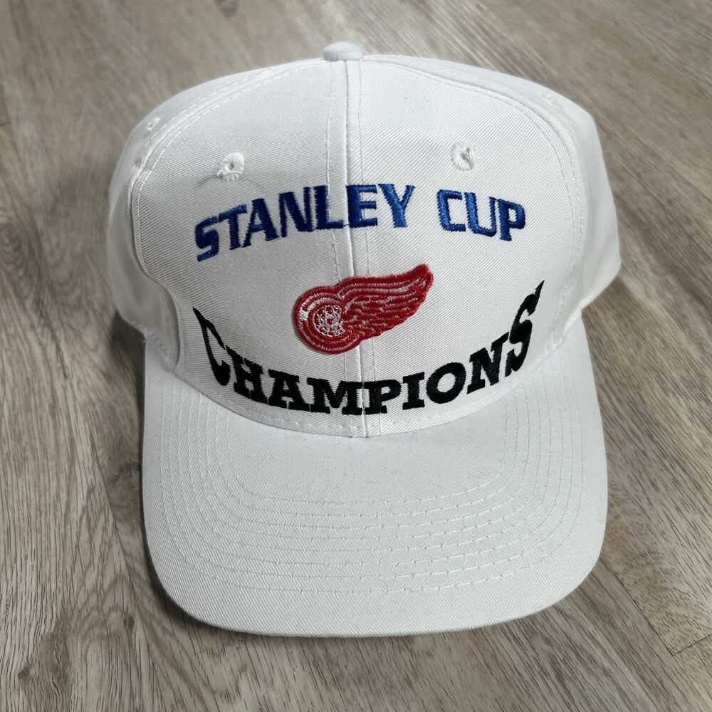 Vintage 1998 Detroit Red Wings Hat Snapback NHL White Stanley Cup Logo 7 Cap